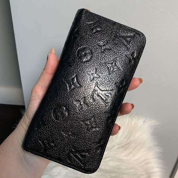 Authentic Louis Vuitton empriente zippy wallet dyed black - Picture 3 of 17